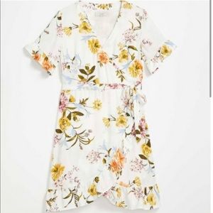 Flutter sleeve wrap dress